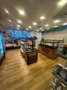 Muito Mais que Pão na Chapa: O Conceito da Bella Caiçara